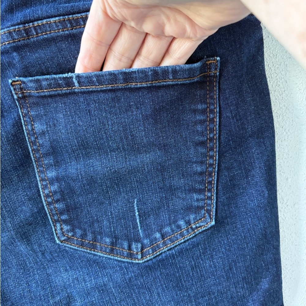 Kut from the Kloth Size 16 Chloe Boyfriend Short Denim Dark Wash Distressed - Picture 7 of 16